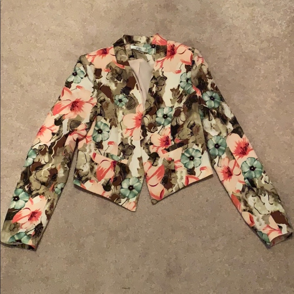 Flowery blazer
